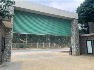 1000m2 mặt đại lộ thăng long km21 . gần viện nhi phụ sản tw .