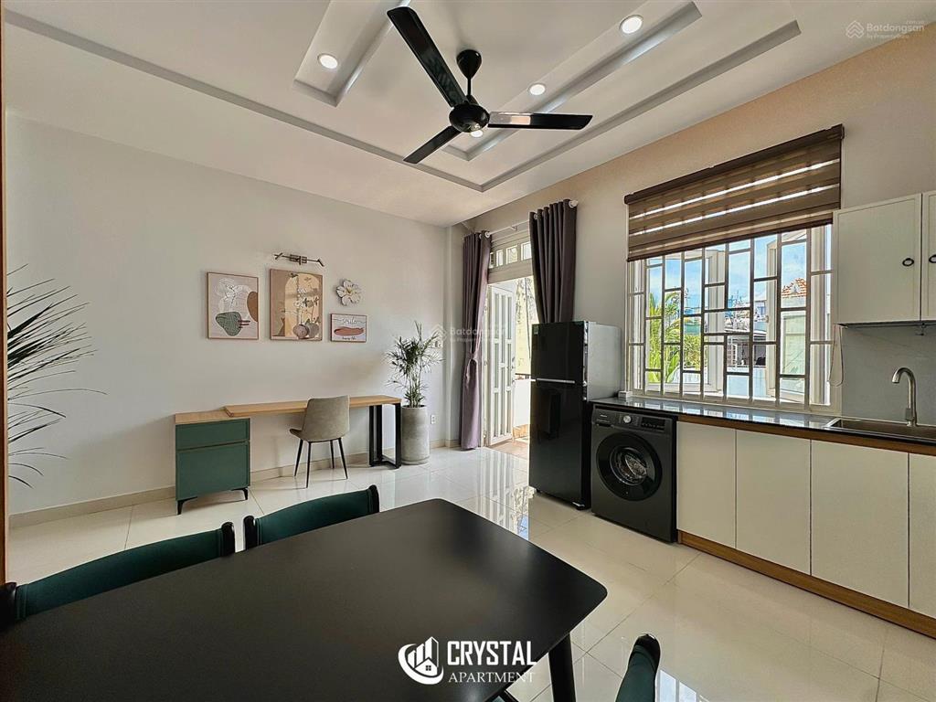  căn hộ studio tách bếp có cửa sổ và ban công  full nội thất  aeonmall tân phú
