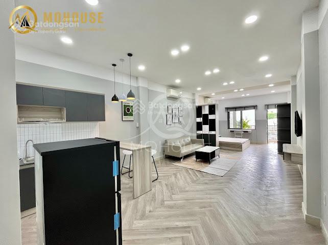 Căn hộ studio cửa sổ  ban công thoáng 45m2 full nội thất ngay sân bay