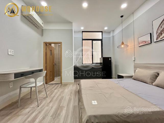 Căn hộ studio cửa sổ  ban công thoáng 45m2 full nội thất ngay sân bay