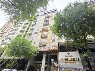 Bán khách sạn đường thủ khoa huân, phường bến thành, quận 1  9.5*21.5m  hầm 10 tầng (68 phòng)