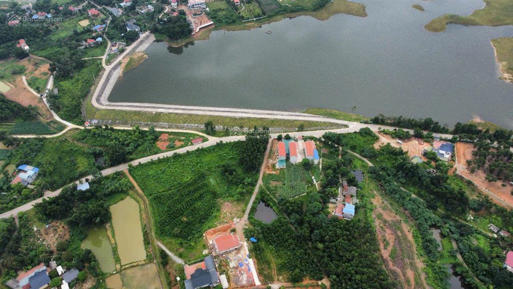 Bán đất nghỉ dưỡng  phân lô bắc sơn, view hồ cầu bãi, 3426m2, mt 54m, 13.3 tỷ, ngõ thông quanh đất