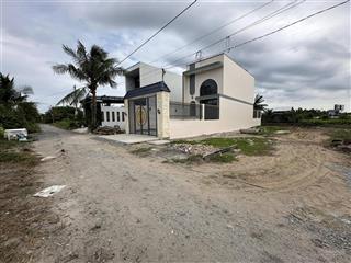 Bán đất vườn 573m2, 100m2 thổ cư 1tỷ350tr, cách trạm thu phí cao tốc trung lương  hcm chỉ 600m
