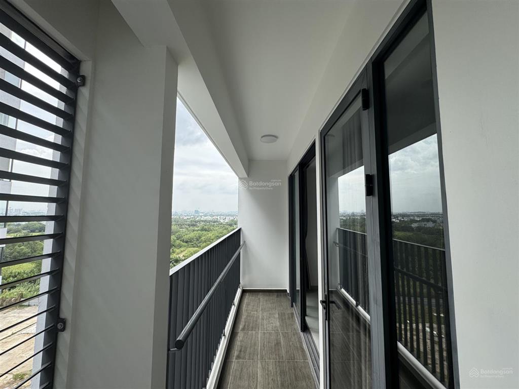 Cho thuê căn 1pn + 1wc view hồ bơi giá 5.5tr chung cư mt eastmark city, bao pql. nhà mới 100%