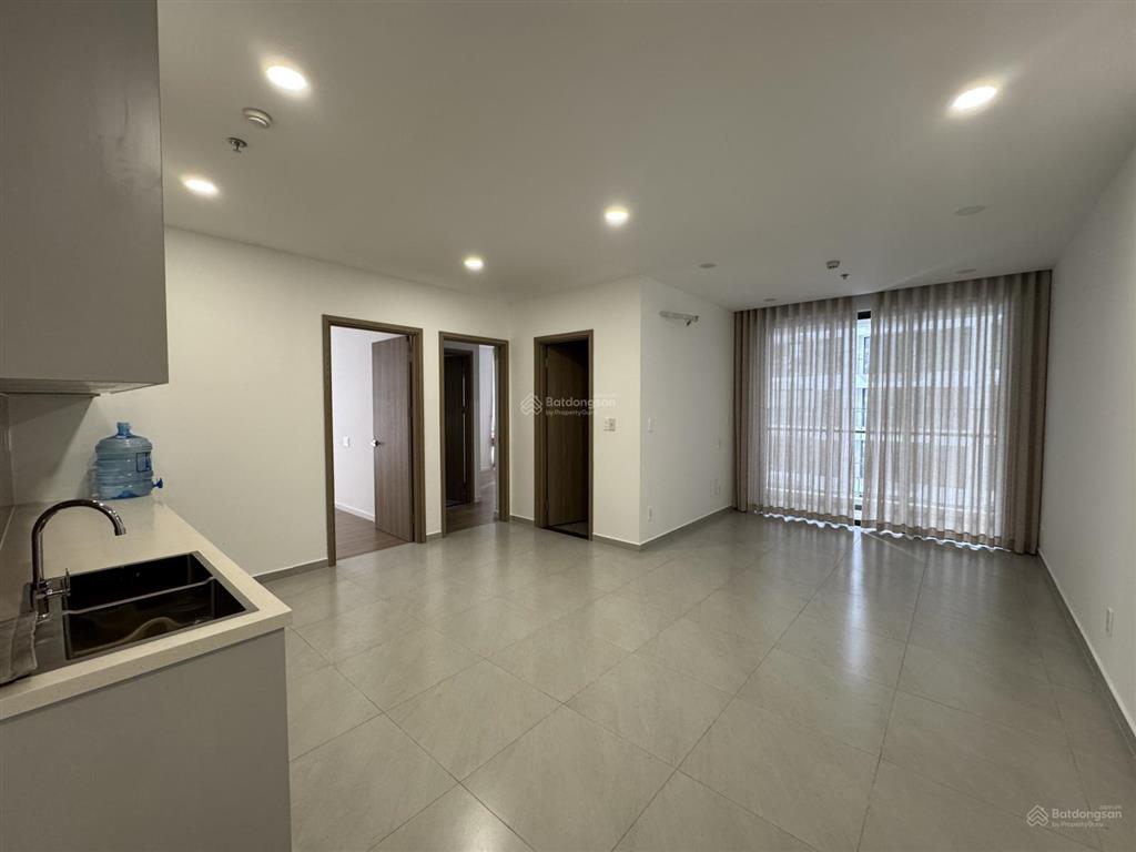 Bán căn góc 3pn 3wc + 2 ban công rộng 99.9m2 giá 4.7tỷ. view sông, hồ bơi mỗi tầng có 2 căn hiếm