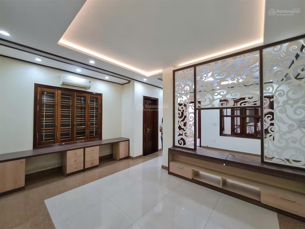 Tòa nhà lương khánh thiện cho thuê giá 60 triệu 1 tháng