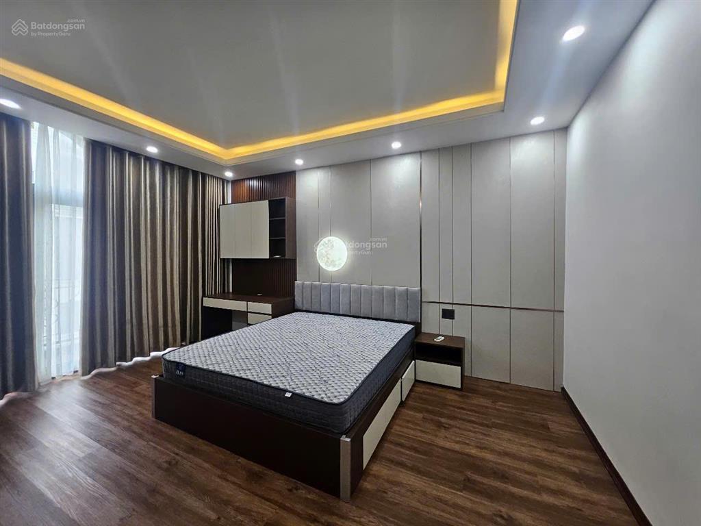 Cho thuê nhà nguyên căn vinhomes marina nội thất cao cấp, có thang máy