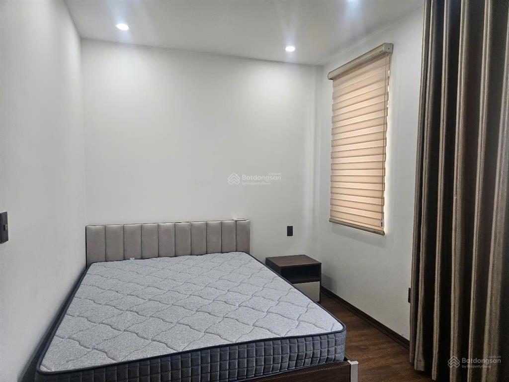 Cho thuê nhà nguyên căn vinhomes marina nội thất cao cấp, có thang máy