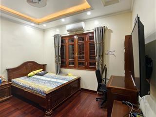 Cho thuê nguyên căn lô 26d lê hồng phong  giá 25 triệu/tháng