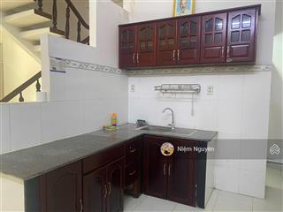 Bán nhà 2 mặt tiền đường dã tượng dt 95m2, nhà đối diện công viên, để lại nội thất liền tường, 8tỷ