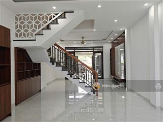 Bán nhà mới xây 3 tầng cực kì đẹp tại gói 3 mỹ gia dtxd 240m2 giá 7,2 tỷ có thương lượng