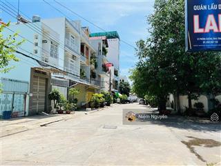 Bán lô đất mặt tiền đường phòng không dt 96m2 ngang 5m, có sẵn nhà, giá tốt chỉ 6,2 tỷ có tl
