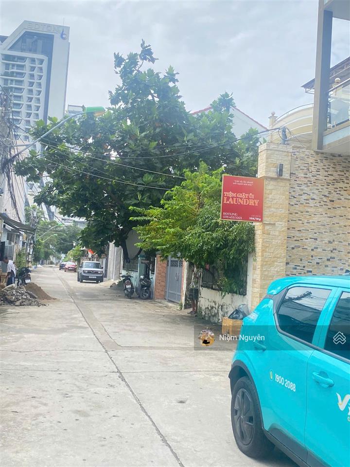 Bán đất tặng nhà lô góc 2 mặt tiền đường dương hiến quyền 230m2 ngang 10m, cách biển 200m, 73tr/m2