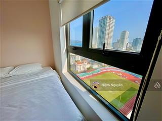 Bán căn hộ 70,5m2  view biển đông nam 2 phòng ngủ + 2 vệ sinh full nội thất 3.95 tỷ