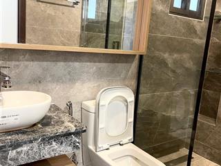 Bán gấp căn hộ 2pn midtown phú mỹ hưng, 7,5 tỷ, 81m2 m8 view sông 0903 626 ***