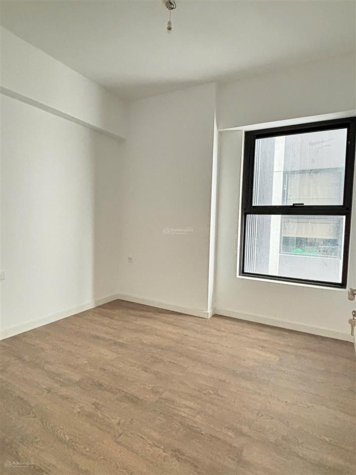 Gấp bán sang cọc hưng phúc 2pn 80m giá 8 tỷ view bt suất spa