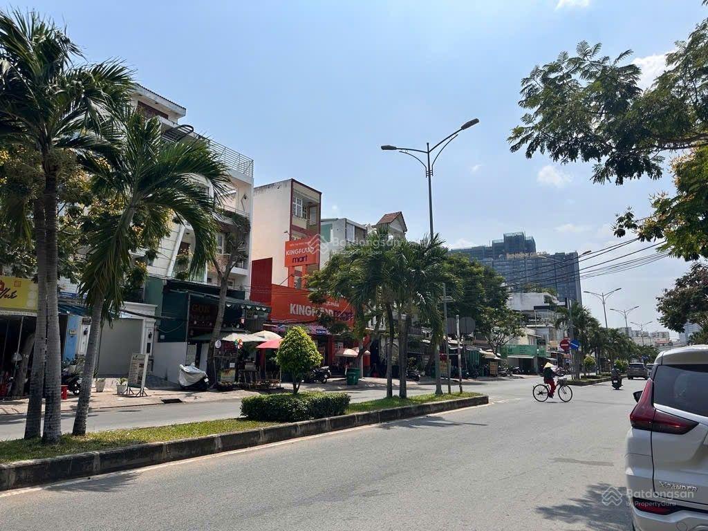 Chính chủ 1 đời bán đất 350m2 (8x45) full thổ cư 2mặt tiền ôtô thông huỳnh tấn phát kề pmh quận 7