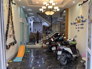 Bán nhà 4 tầng  ôtô đỗ cửa ngày đêm  huỳnh tấn phát cạnh chợ phú thuận quận 7  dt 4x15  8tỷ2