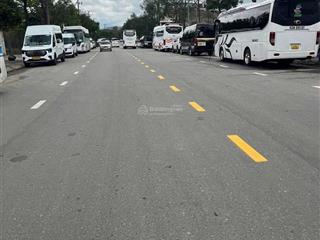Bán 2 lô liền kề. khu vực kinh doanh buôn bán sầm uất dưới chân khu du lịch bà nà hills.