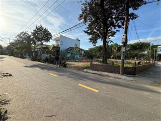 Bán đất vườn 800m. có 240m2 đất ở. đường nhựa 7,5m. cách tttp 15km