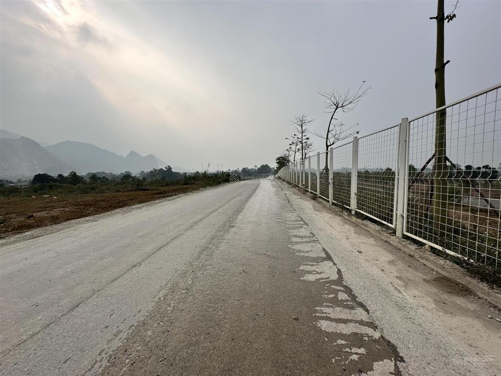 Cần bán lô đất đẹp mặt tiền lớn vị trí tiềm năng tại nhuận trạch, lương sơn, hòa bình