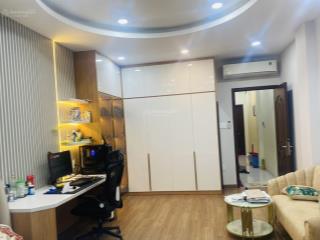 Siêu phẩm siêu đẹp ! bán gấp mt nguyễn hồng đào  ngay khu bàu cát  4x20m  5 tầng + thang máy