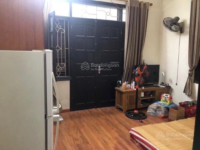 Bán nhà ngay hoàng cầu vip diện tích 124m2  4 tầng  mt 5m  giá đầu tư chỉ 18 tỷ