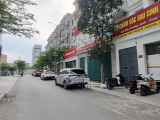 Bán nhà trần thủ độ, hoàng mai 125m2 x 5 tầng, thang máy, phân lô vỉa hè, kinh doanh, văn phòng