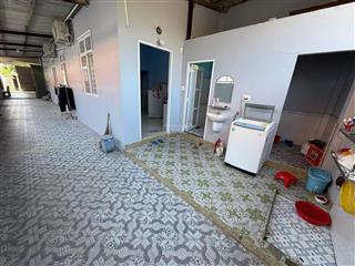 Cho thuê nhà 200m2 mặt tiền đường duyên hải mt kinh doanh được, đầy đủ nt có sân đậu ô tô 20tr