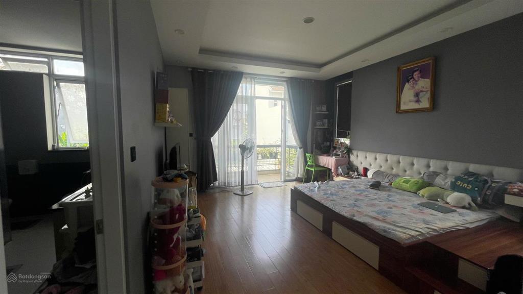 Hvl nc bán biệt thự ngang 10m kdc gia hòa, plb q9