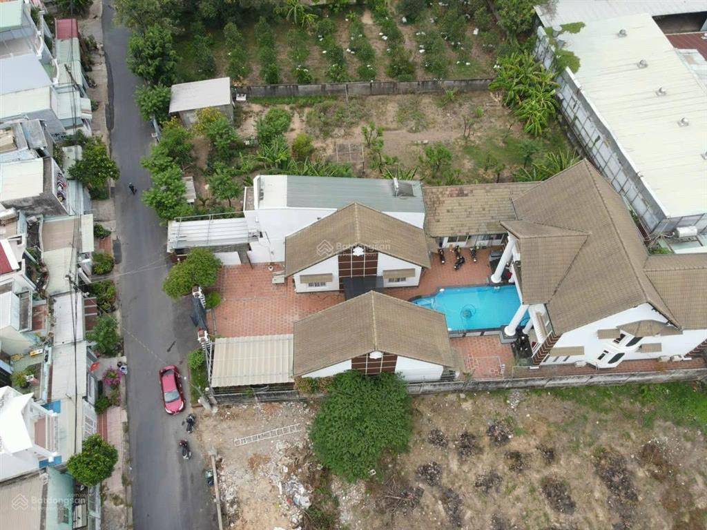 Bds hvl cg bán villa sân vườn có hồ bơi 865m2 mt đường 179 hoàng hữu nam q9