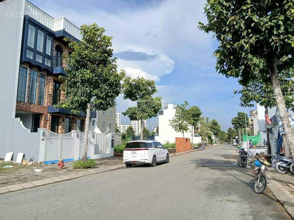 Thợ săn hàng nam phan q9 chốt nhanh nhà 9x18m gần global city q9 giá rẻ