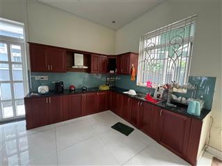 Bán căn biệt thự nằm trục chính kdc khang điền dương đình hội q9 giá đầu tư.