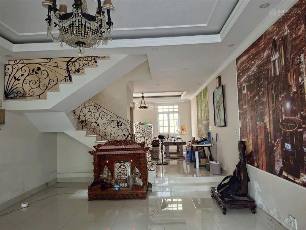 Hvl  bán nhà phố lucky dragon đỗ xuân hợp, plb 1t3l giá 13.5 tỷ