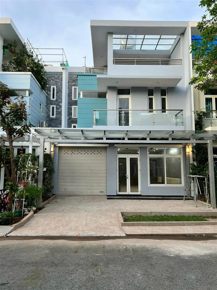 Hvl nc cho thuê nhà full nt kdchu compound villapark, liên phường q9