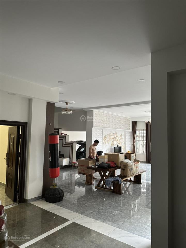 Cg cho thuê biệt thự liên phường mới 100% q9