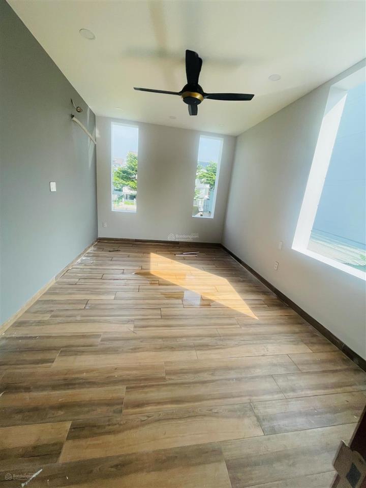 Bds hvl cho thuê biệt thự kdc gia hòa mới giá 30tr/th