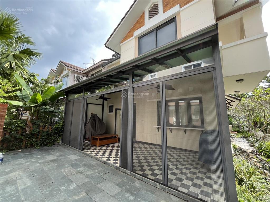 Bds hvl chủ gửi bán villa sân vườn góc 2mt khu compound thảo nguyên sài gòn q9