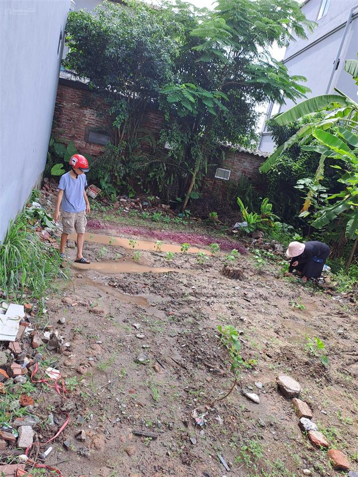 Chính chủ, bán đất 100m2, thôn ngọc động, xã đa tốn,  0967 348 *** anh hùng