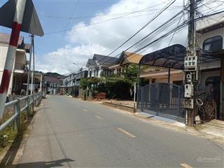 Đất liên kế mặt tiền đường xuân thành, p11, đà lạt. dt 109m2 full odt, đường nhựa 8m. giá 4.2 tỷ