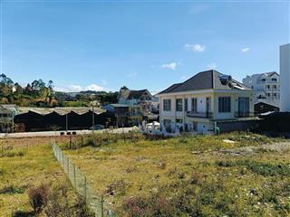 Đất nền biệt thự dt 200m2 đường dankia, p,7 đường nhựa ô tô, view đẹp, giá rẻ nhất khu vực 5.3tỷ