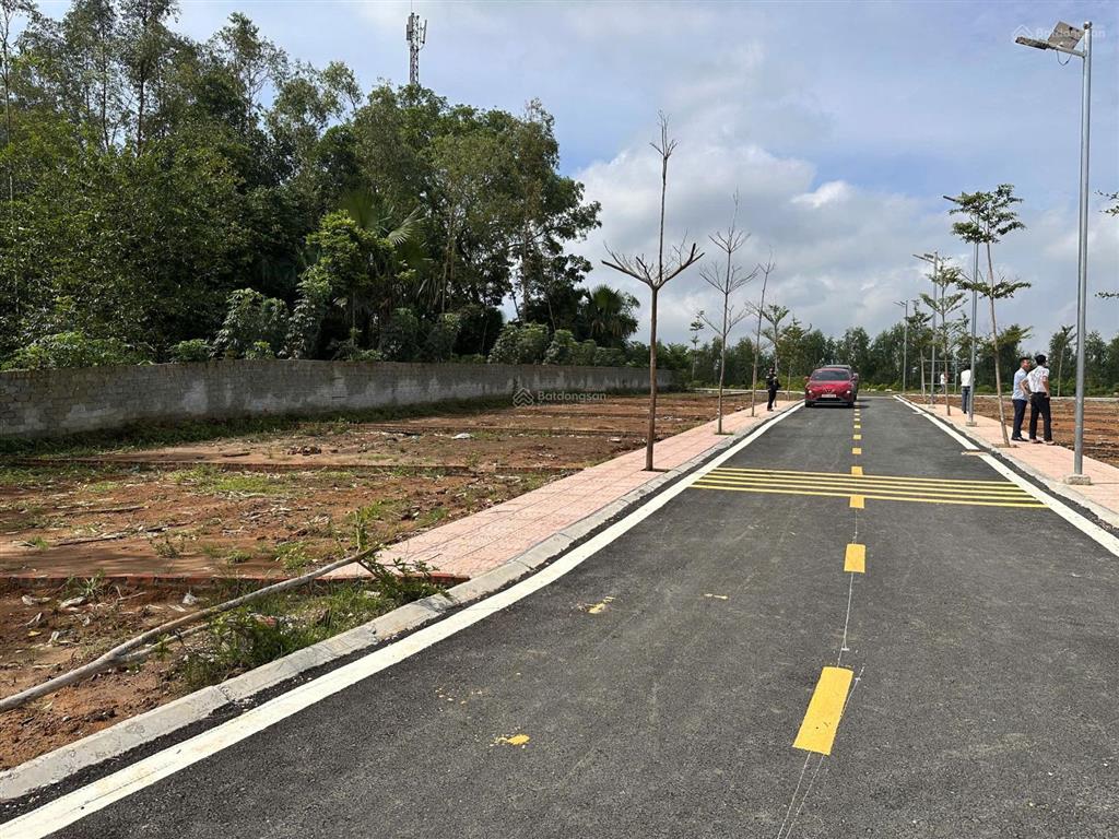 Bán đất thổ cư gần khu vườn vua resort & villas, 1,6 tỷ, 90m2, pháp lý đầy đủ, sang tên ngay.