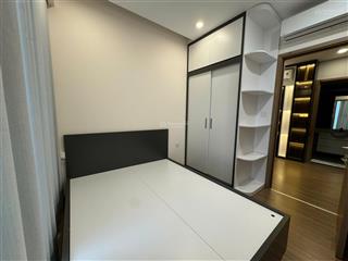 Chuyển vào nội thành bác mai cần bán chcc 2pn 2wc tòa sky oasis ecopark, dt 58m2 ban công đông nam