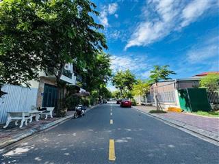 Biệt thự hà quang 1 đường anh đức song song đường thích quảng đức ngang 10. giá rẻ nhất khu vực
