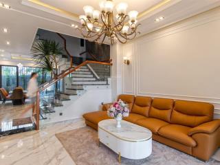 Bán nhà mp nguyễn chí thanh 45m2 x 5 tầng mặt tiền 4,1m giá 15,2 tỷ có thương lượng  0904 556 ***