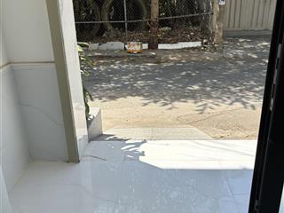 Cần cho thuê mặt bằng văn phòng, kinh doanh ở khu vực chợ bình khánh, quận 2