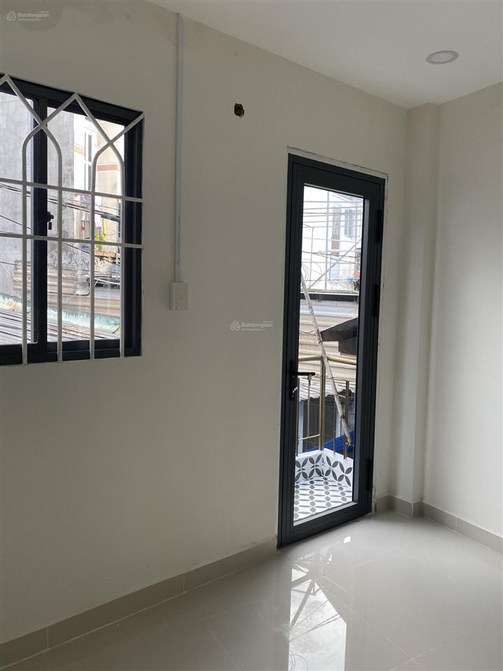 Bán nhà riêng sổ hồng công chứng sang tên trong ngày