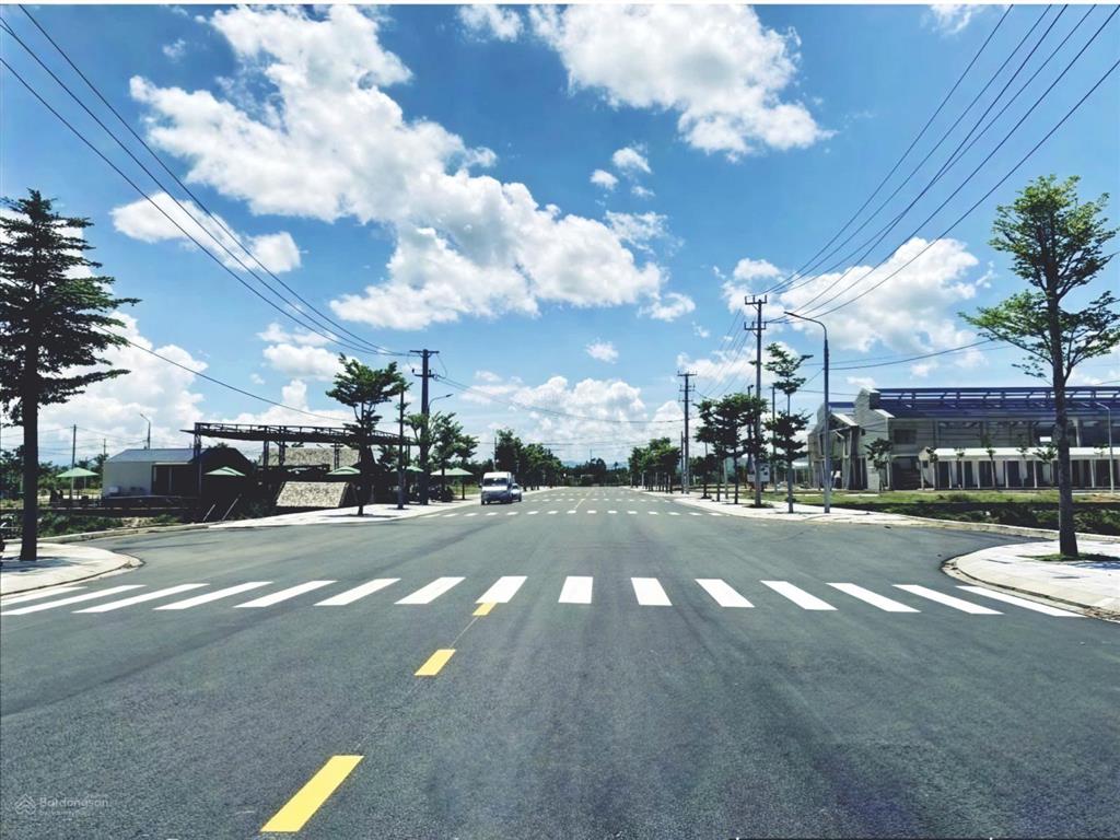 Bán đất mặt tiền chợ gần ql1a  đà nẵng