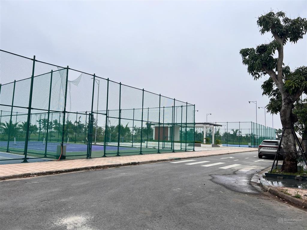 Biệt thự đơn lập sân golf brg đồ sơn nhận nhà nhận sổ ngay