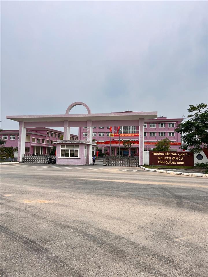 Bán lô góc dự án quảng yên centro cách vinhomes hạ long xanh 15 phút